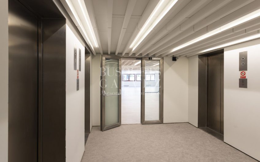 Oficina reformada venta en c/ Tuset