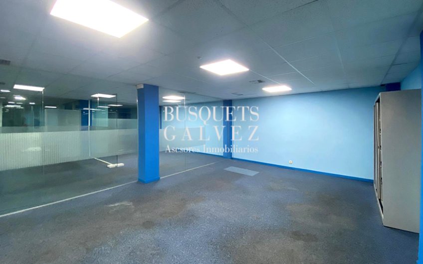 Oficina en alquiler en calle Urgell