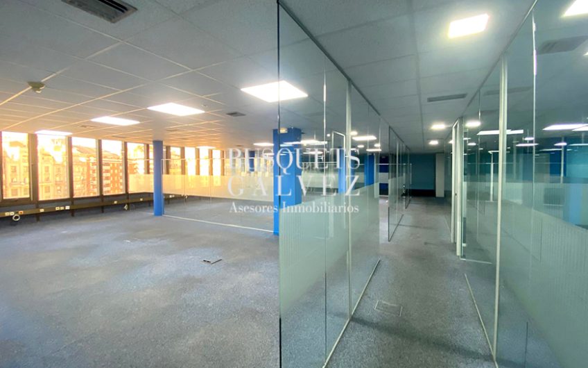 Oficina en alquiler en calle Urgell