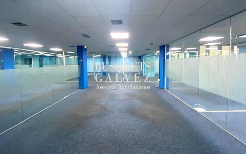 Oficina en alquiler en calle Urgell